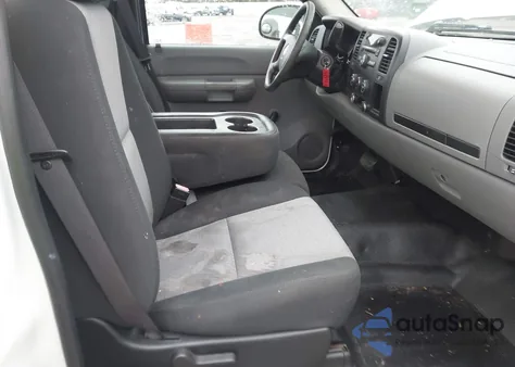 2008 Chevrolet Silverado 1500 Work Truck z USA, uszkodzony, nr VIN 1GCEC14X78Z175850